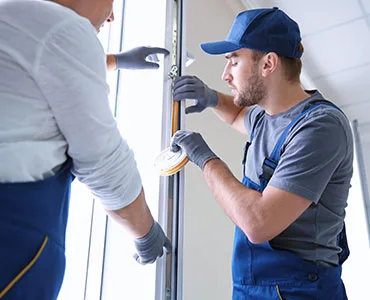 glass repair experts in Carrollwood, FL